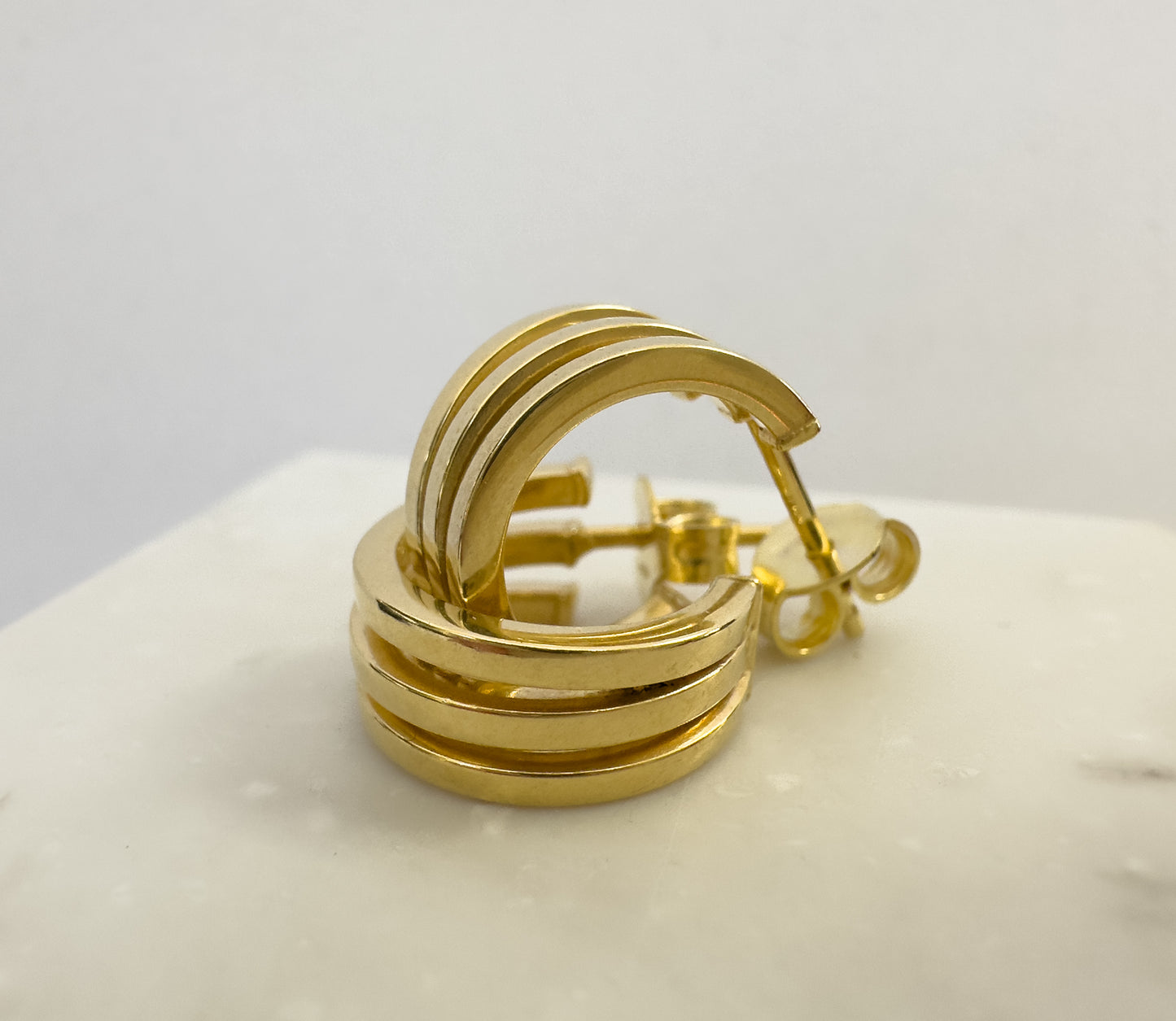Huggie Hoop Earrings 10K Yellow Gold