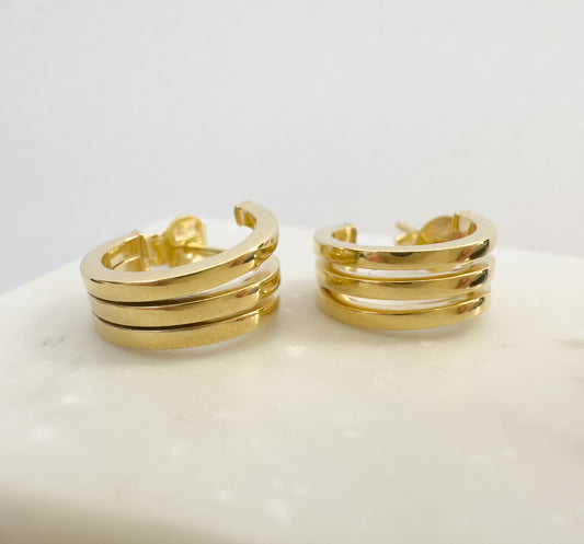 Huggie Hoop Earrings 10K Yellow Gold