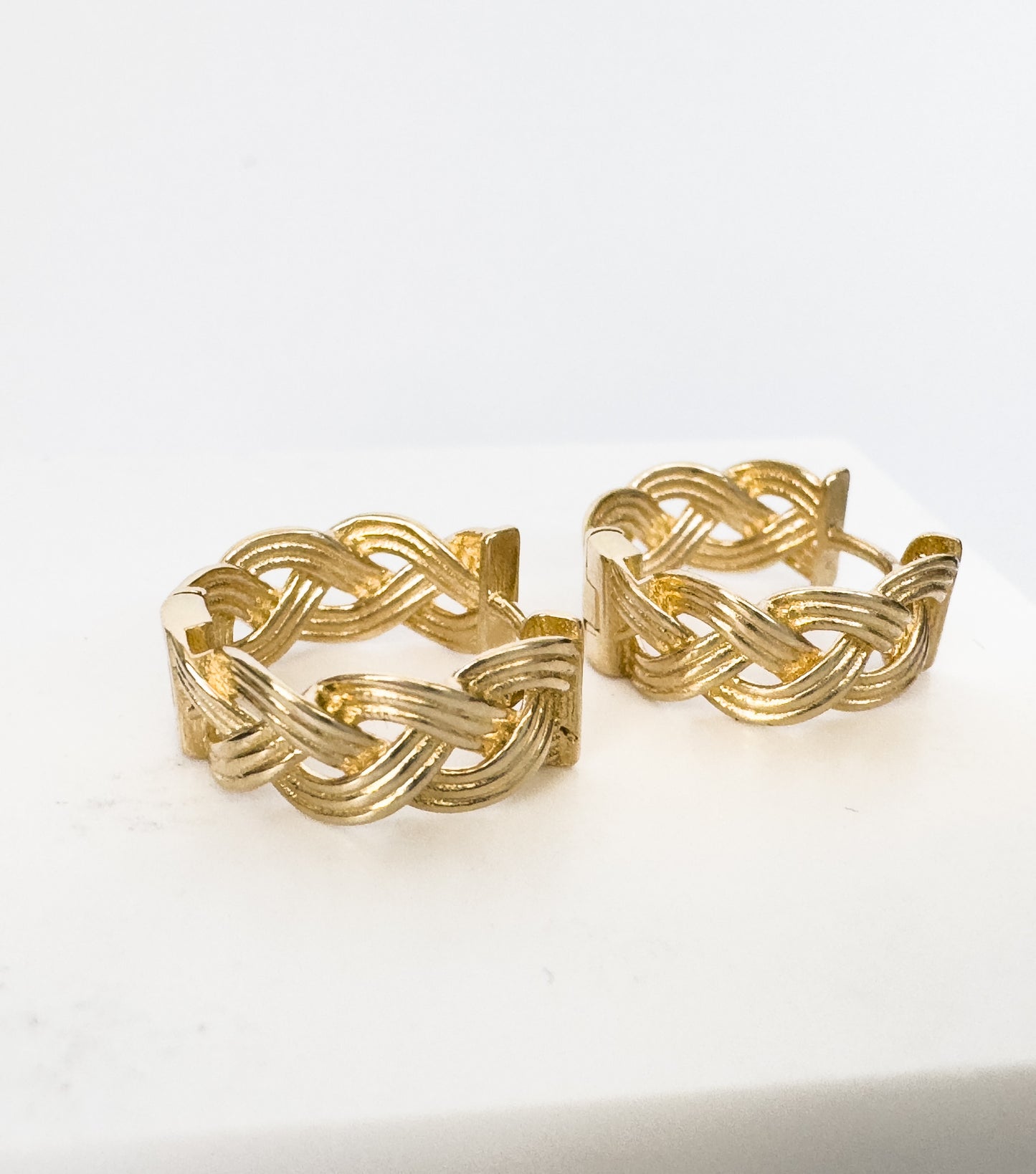 14K Braided Huggie Earring