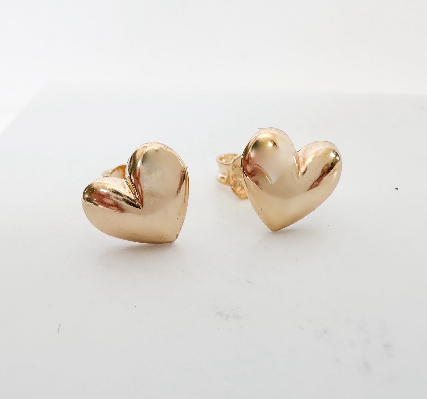 14K Yellow Gold Puff Heart Stud Earrings