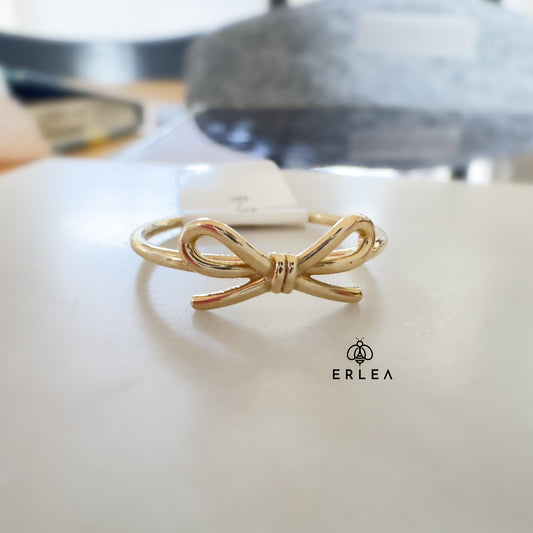 14k Solid Yellow Gold Bow Ring