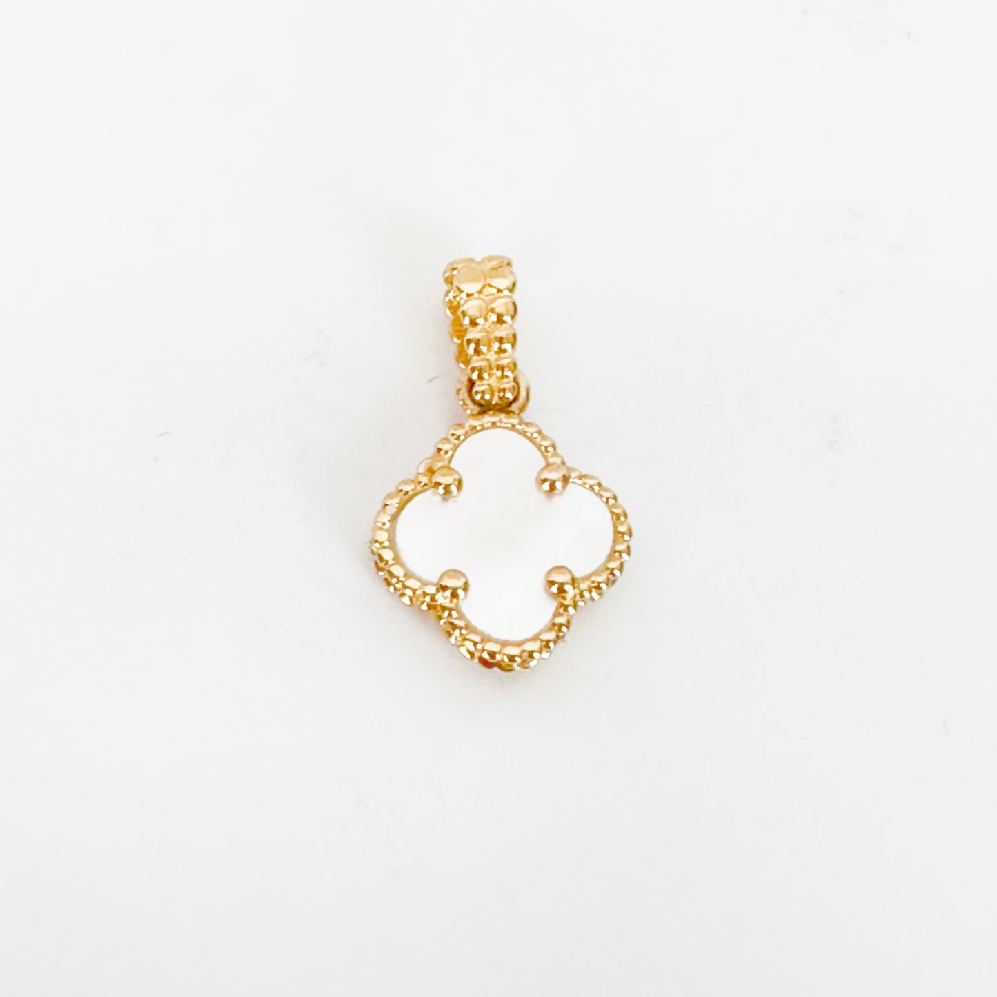 14k Yellow Gold Small Clover Pendant