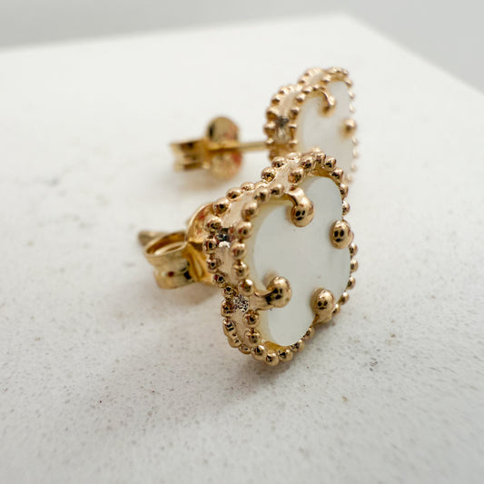 14K Yellow Gold Clover Stud Earrings -Mother Pearl (Small)