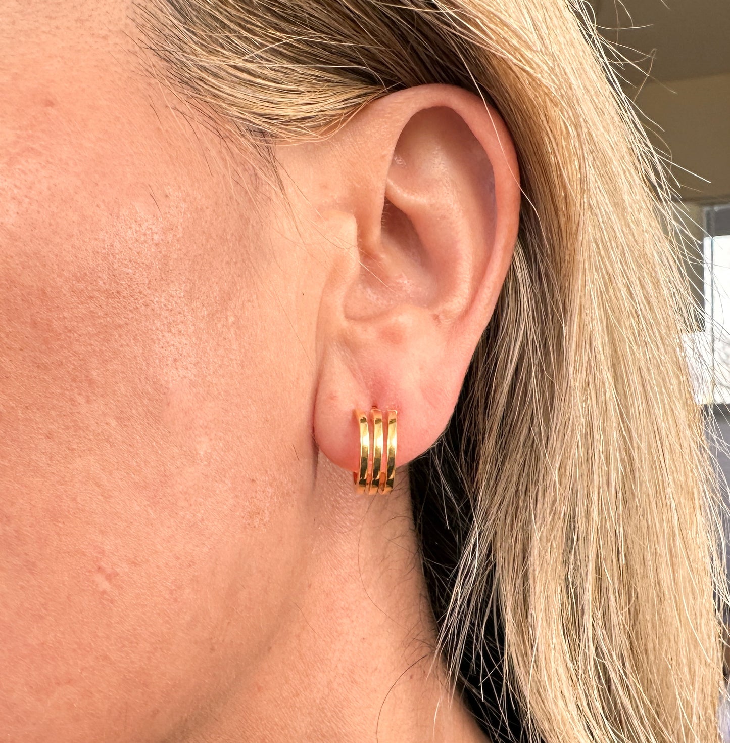 Huggie Hoop Earrings 10K Yellow Gold