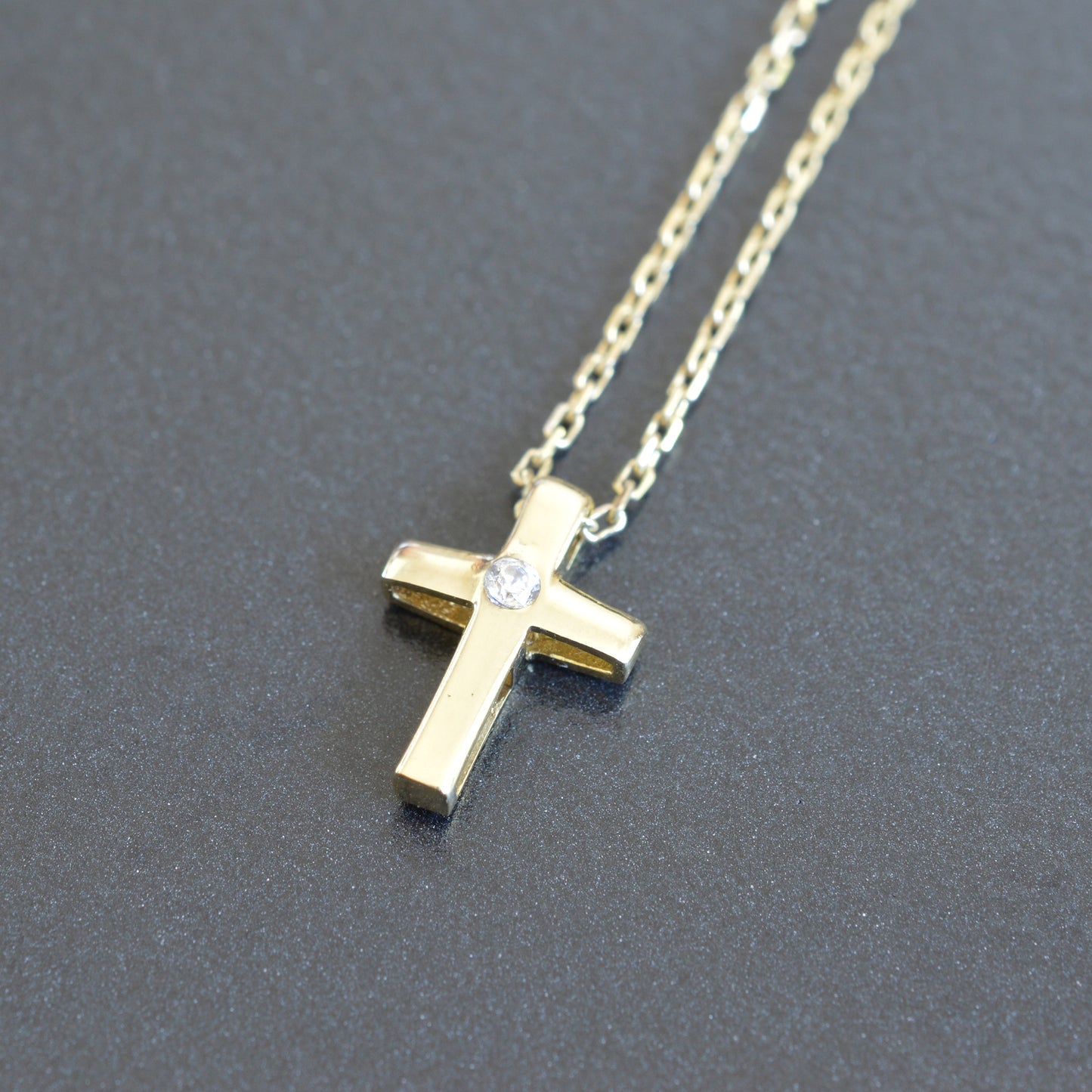 10K Solid Yellow Gold Cross Pendant Necklace