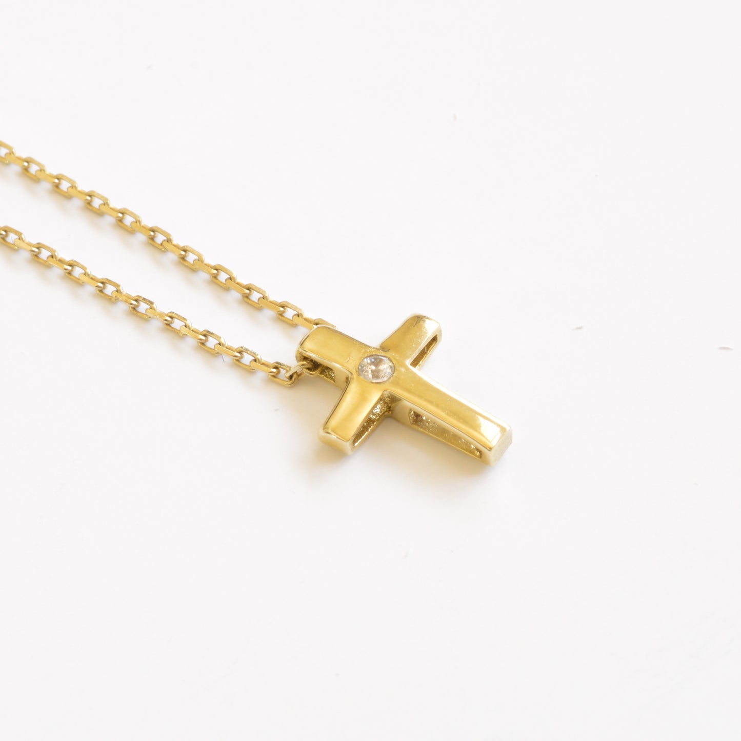 10K Solid Yellow Gold Cross Pendant Necklace