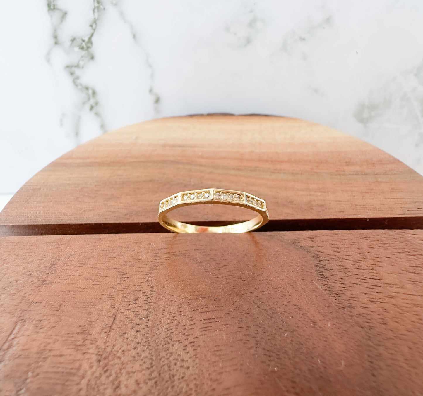 14K Solid Gold Ring with Five Sparkling Rectangles
