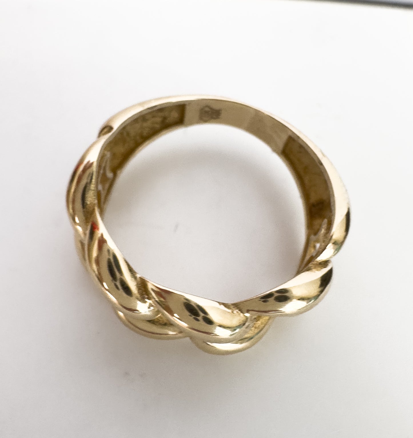 14k Solid Yellow Gold  Chain Link Ring