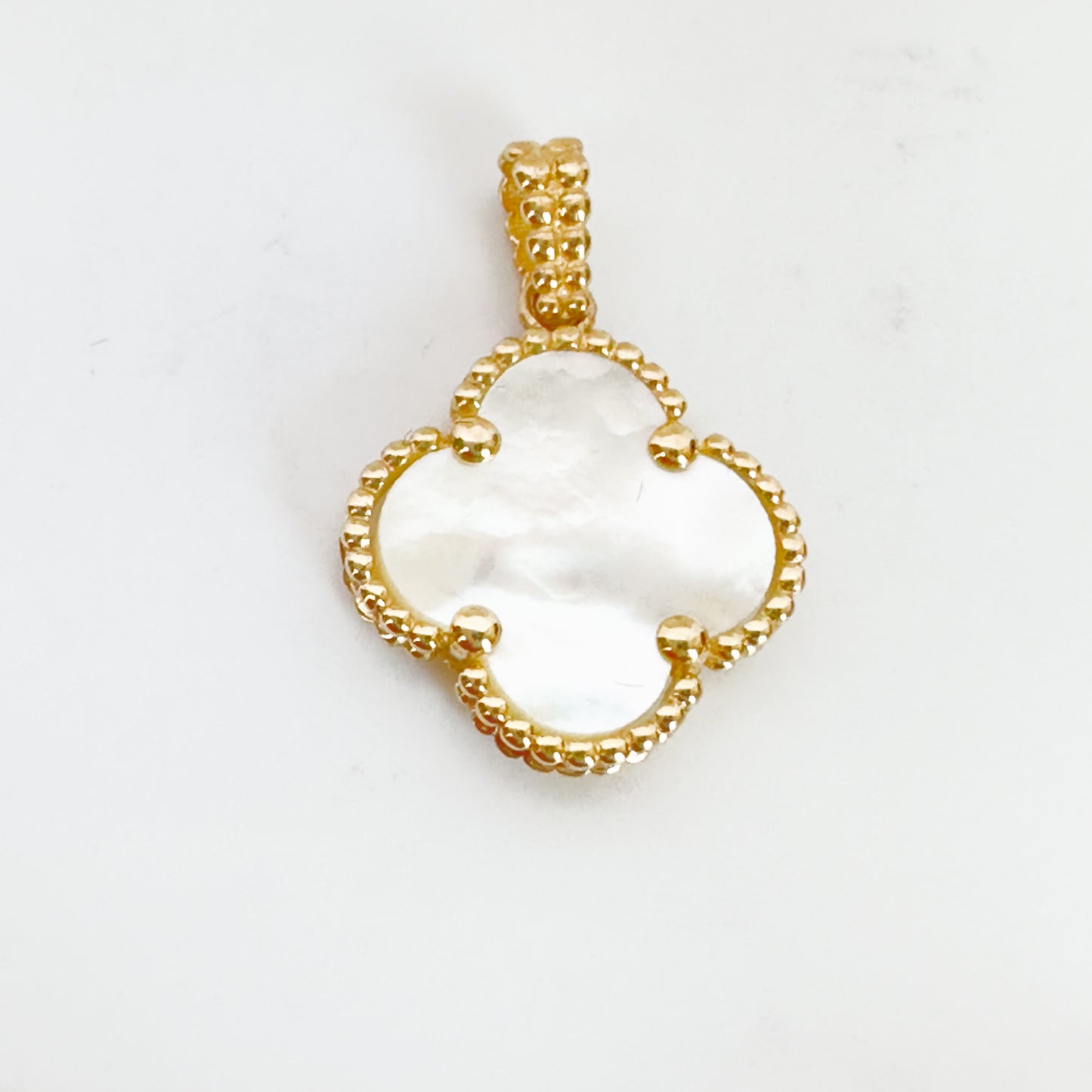 14k Yellow Gold Medium Clover Pendant - Mother Pearl