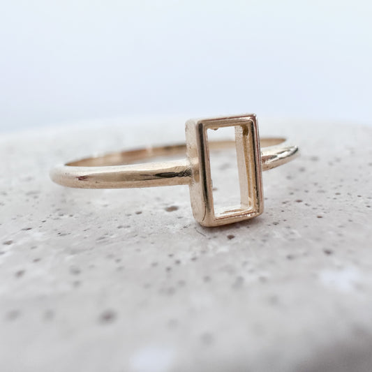 14k Open Rectangle Ring