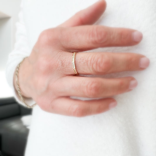 14K Solid Gold Ring with Five Sparkling Rectangles